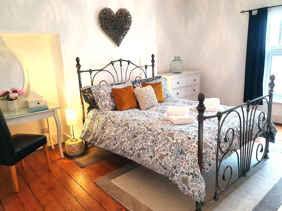 Villa Coastal Escape In The Heart Of Saltburn Exterior foto